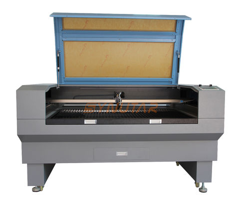 Máquina de gravação de corte a laser de cabeça única de 50Hz 80W / 100W / 130W