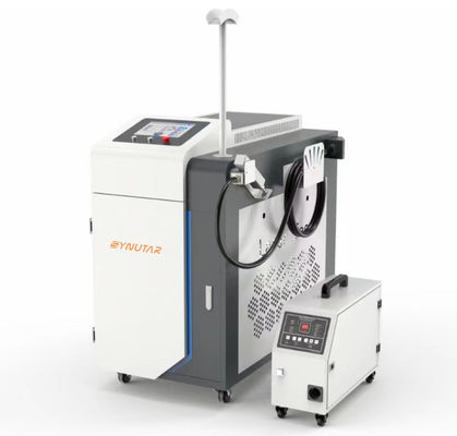 Máquina de limpeza a laser portátil de 1064 nm M2 &lt; 1,2 para uso industrial